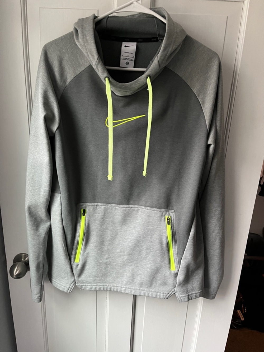 Nike Men’s Gray Pullover Hoodie with Neon Yellow Accents